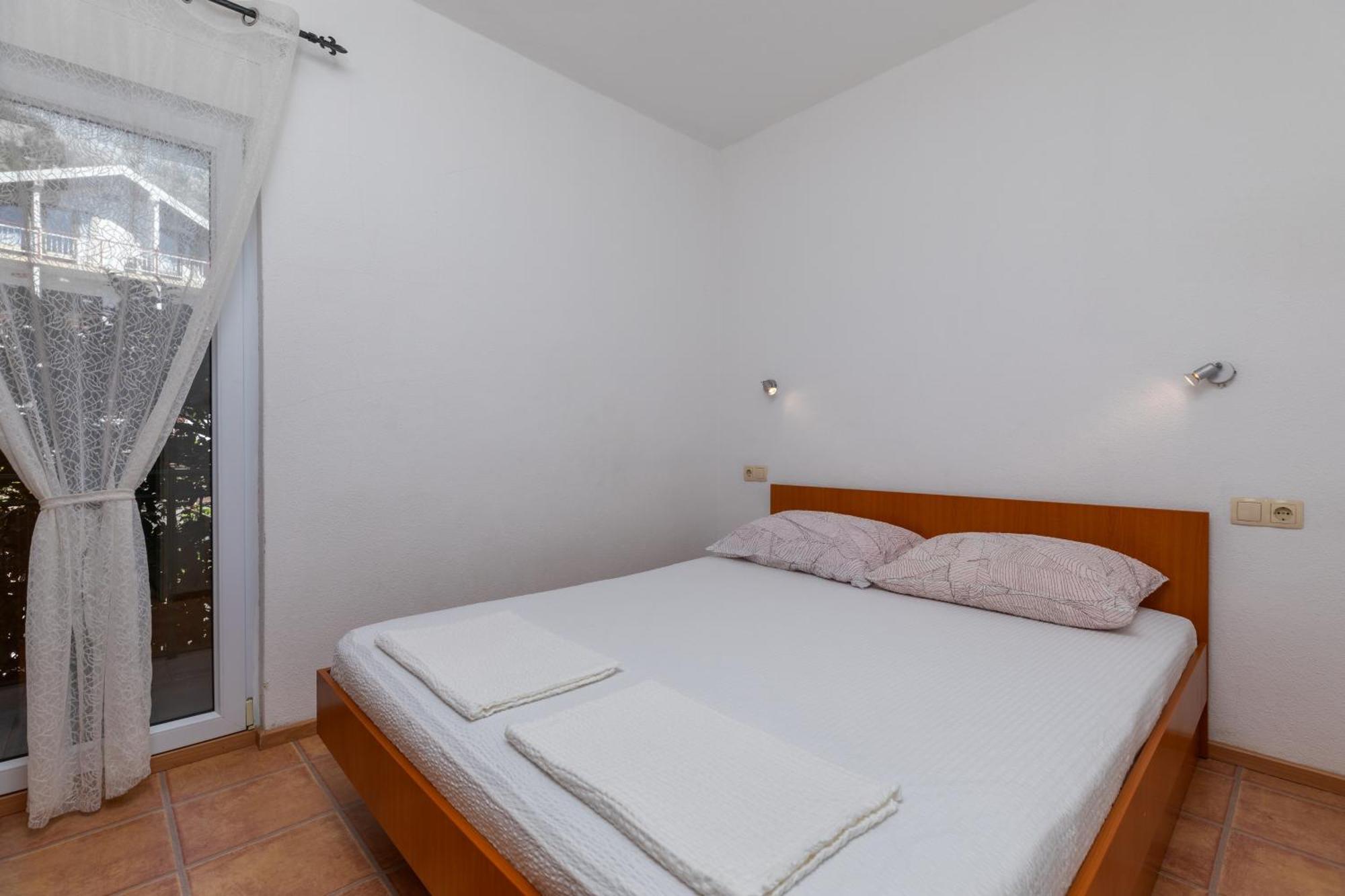 Apartments With A Parking Space Podaca, Makarska - 6050 Buitenkant foto